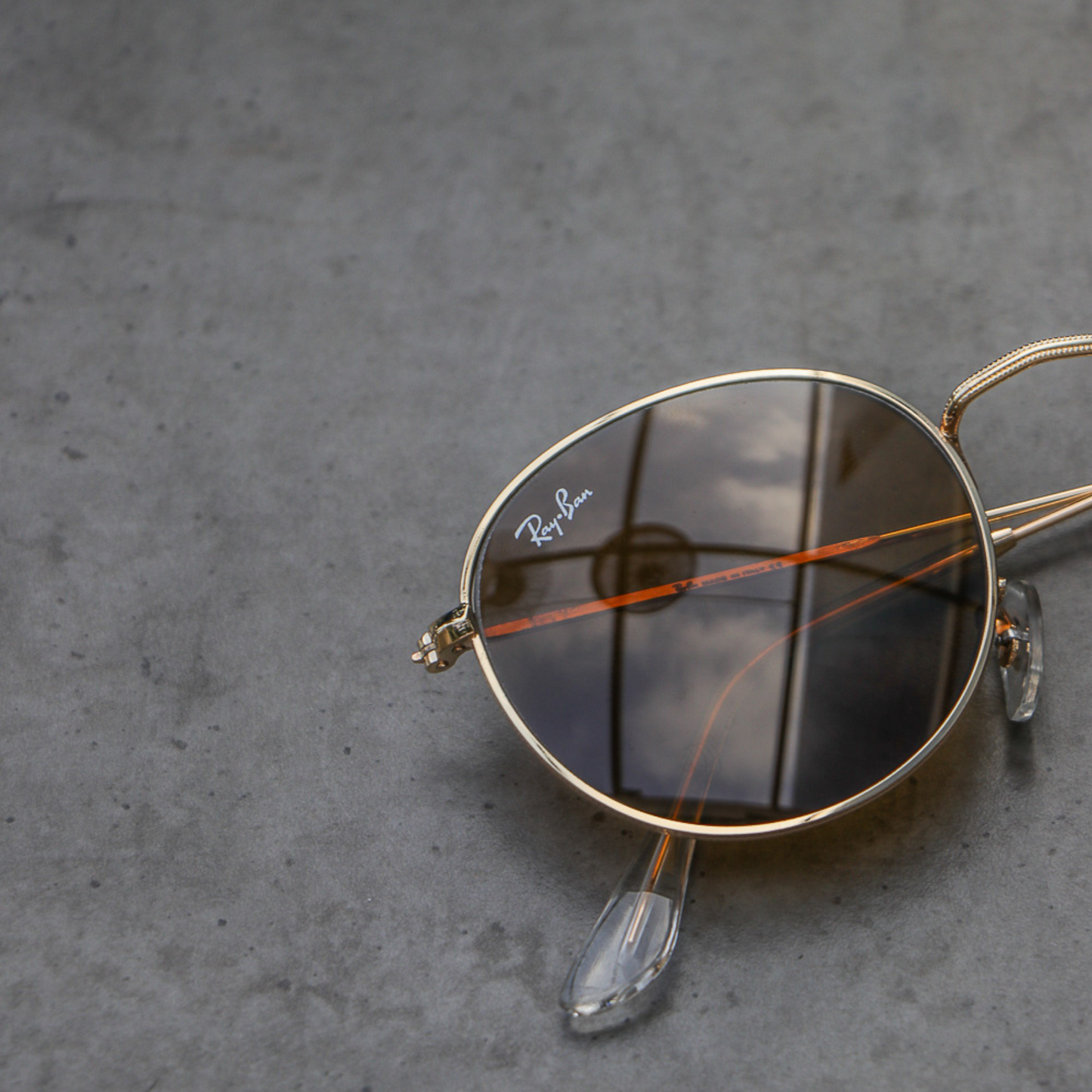 RAY-BAN New Stylish Attractive Brown & Gold 3447 Round Sunglass For Unisex