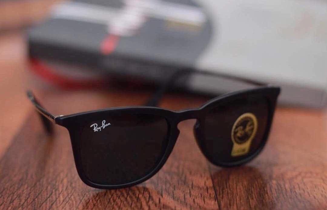 RAY-BAN Black & Black ( 4221 ) New Day-Night Men's Sunglasses.