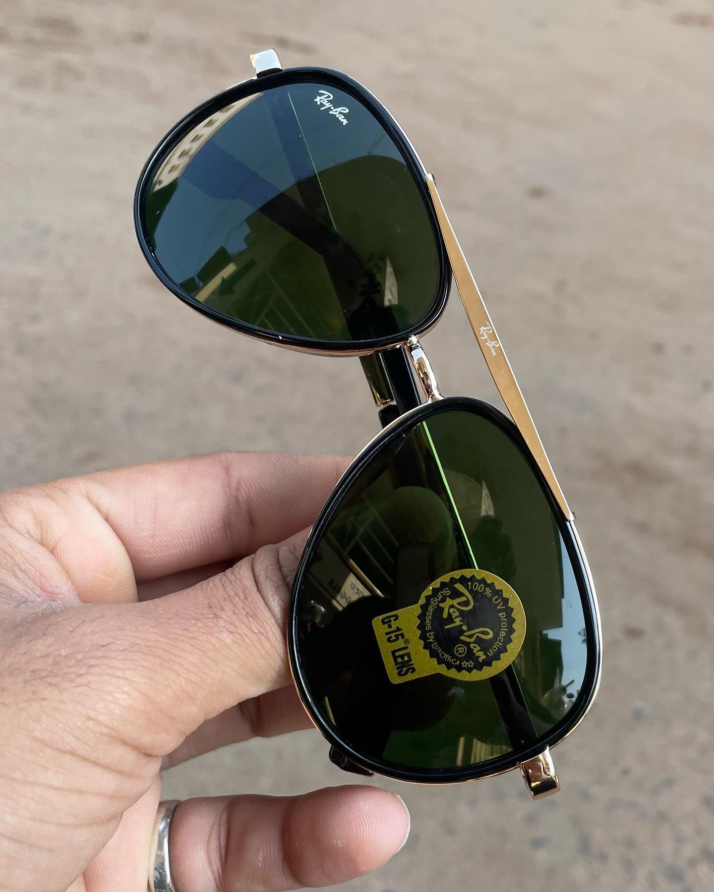RAY-BAN New Fancy Men's Oval Side Cap Metal Frame Trendy Hot Favourite Wintage Sunglass For Unisex.